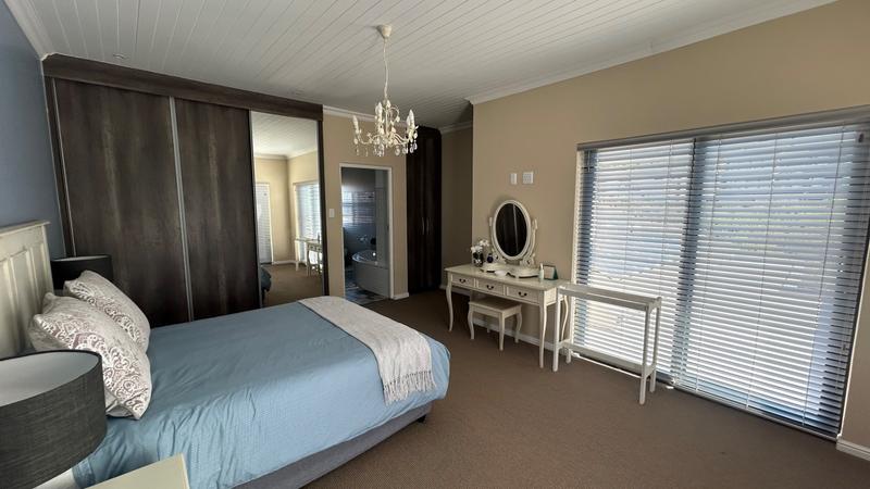 4 Bedroom Property for Sale in Pinnacle Point Golf Estate Western Cape